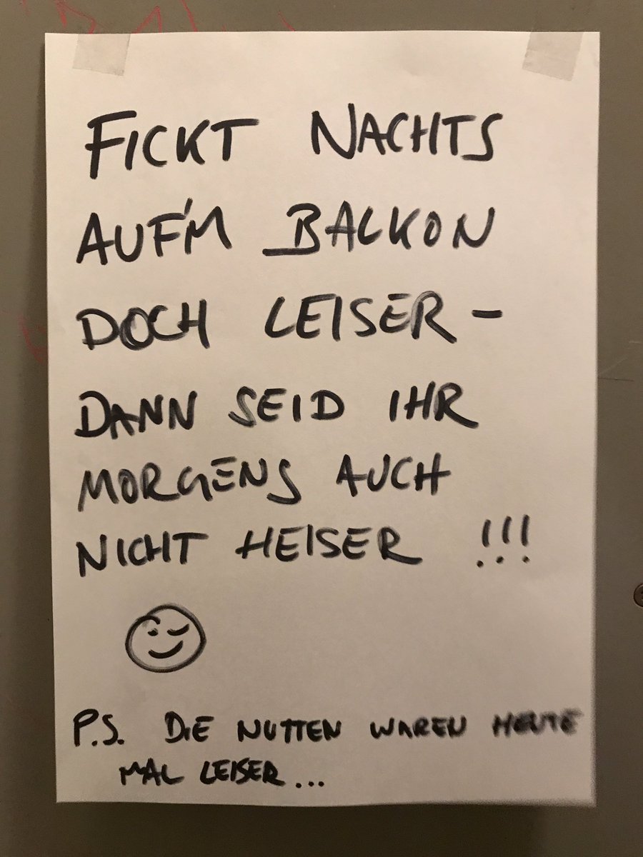 tillybse's tweet photo. Morgens an der Haustür...
#berlinnotes #notesofberlin #herzmitschnauze https://t.co/64Ychrhsj6