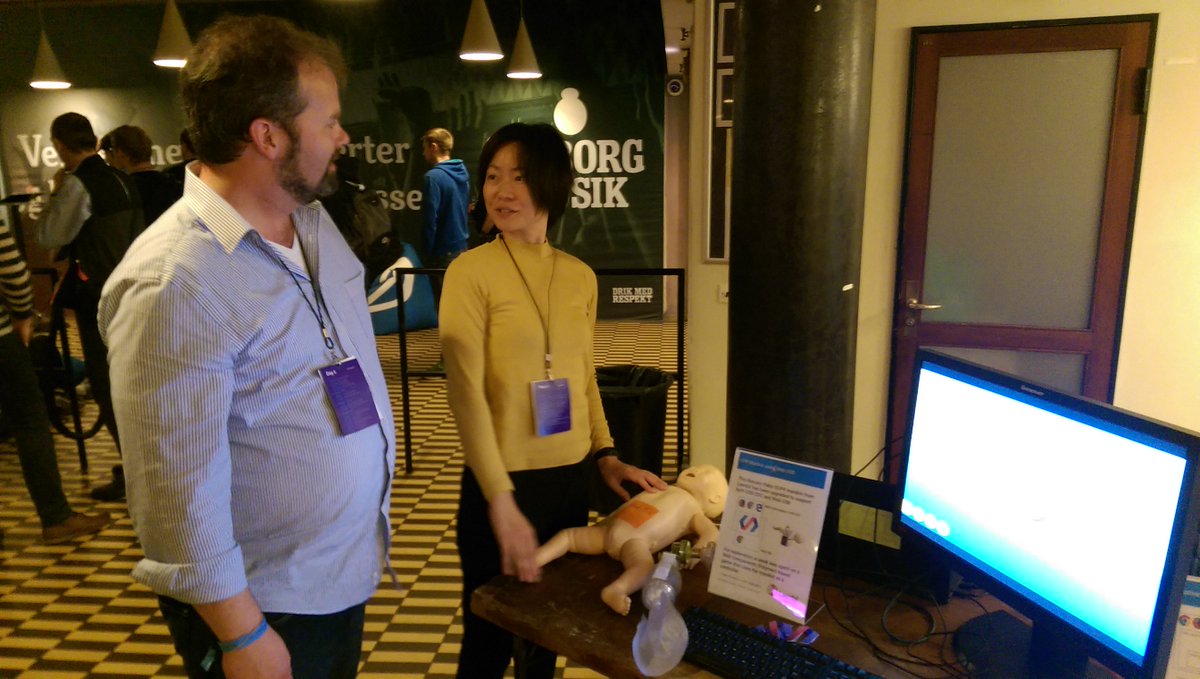 LasseHonnens's tweet photo. @denladeside showing how to steer a pira- eh, resuscitate an infant #savethebaby #coldfront2017 https://t.co/mzUo1LaAfH