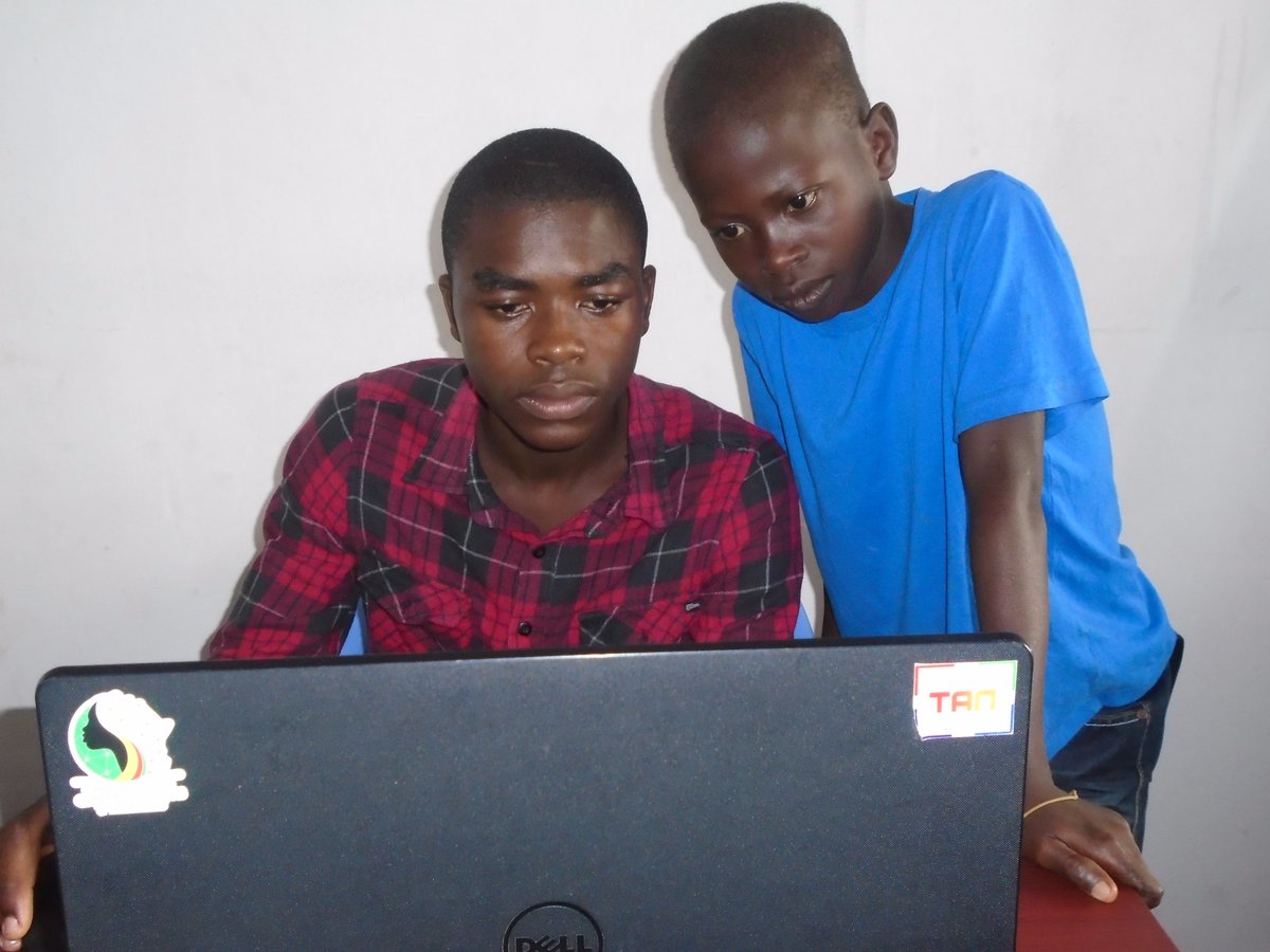 UnlockingWAT's tweet image. @tanetworkgh  is providing free IT training to these young ones.
Train them at an early age and see them blossom.
#Tech4R #TANetwork