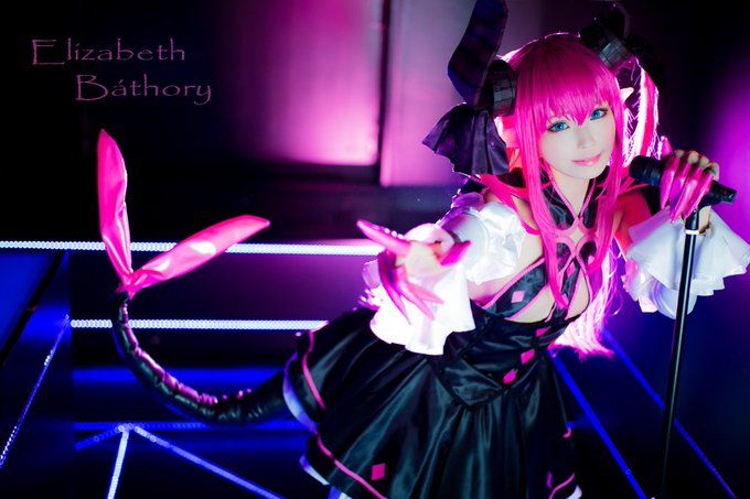 Twitterのコスプレ画像18