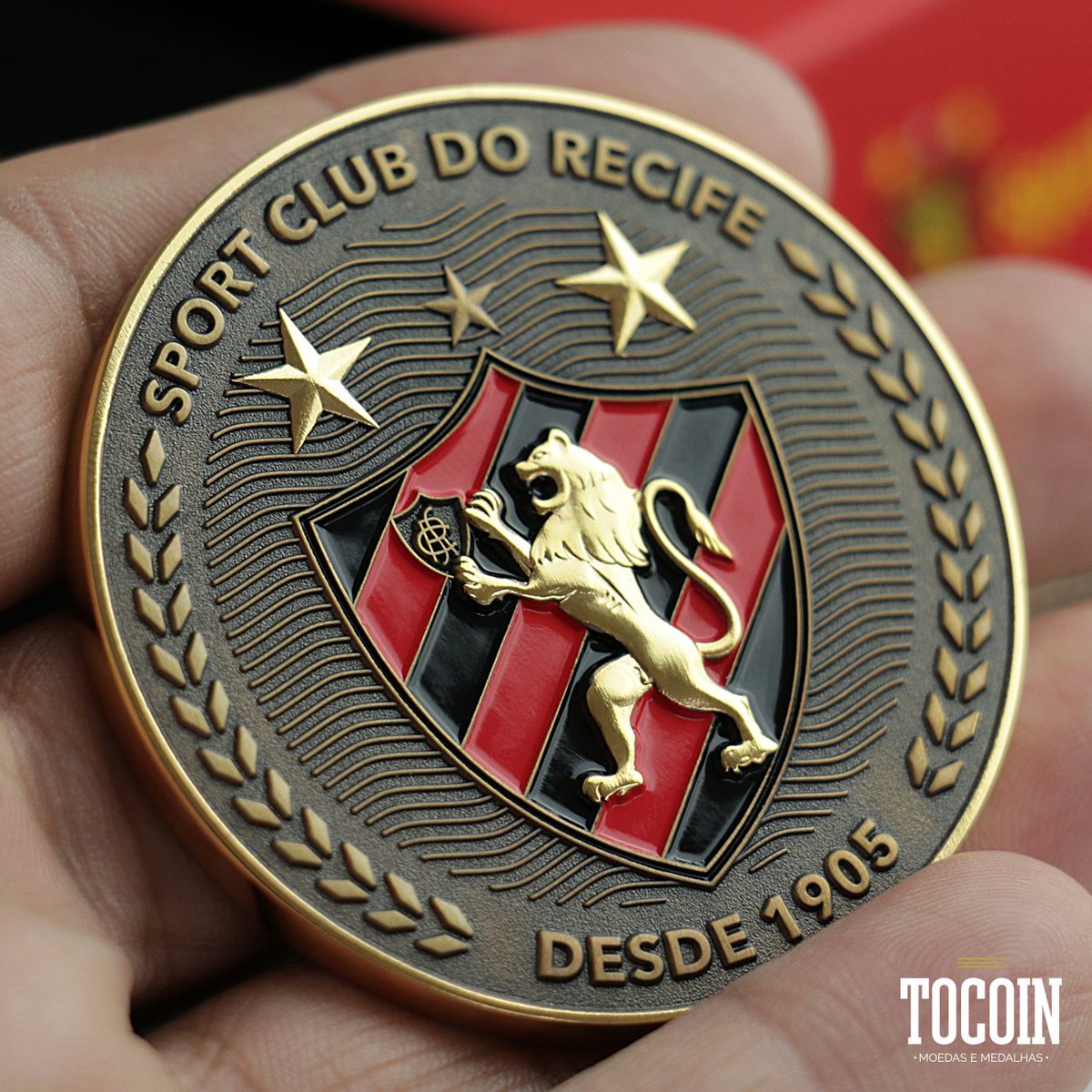 TocoinMoedas's tweet photo. Ela voltou! A #medalhadosport está disponível novamente. Garanta a sua aqui: https://t.co/d5ANRgUbvD 🔴⚫️🦁 #PeloSportTudo https://t.co/MfYhPU8q1Q