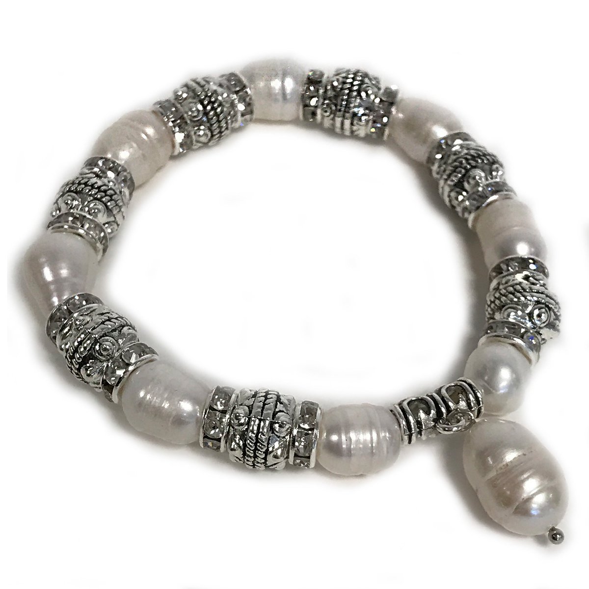 White Pearls Bracelet With a Fresh Water Pearl Charm #Jewellery #Pearls aceofjewels.co.uk/products/white…