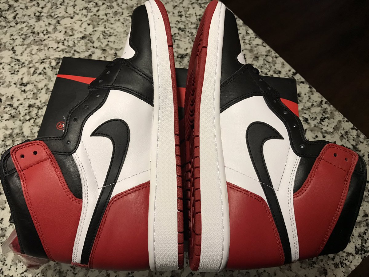 FlyKnitPapi86's tweet photo. Sz9 DS. please RT Black Toes &amp; RSBB @SocialNetwork66 @SellKicksSunday @nymkicks @FoamWright  @Deadlaced @Sneakerchief23 https://t.co/rZ57Xu0WL9