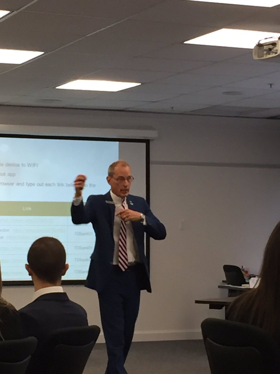 So thrilled to be able to be part of the pilot of our amazing new People Manager program <a href="/TD/">Thomas Donnelly</a> today. Empowering 30 to lead the TD way