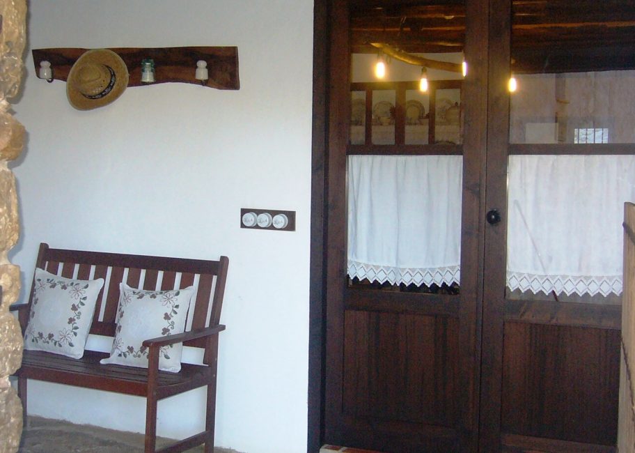 [#SlowTravel]Can U imagine enjoying Spanish warm weather in beautiful 🏡#RuralHouse in #Culla?Let's make it happen! ➵ bit.ly/2xP7I6q