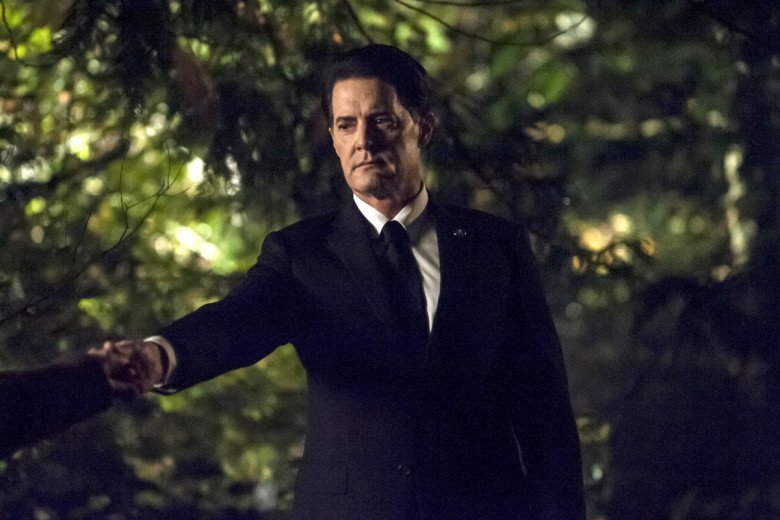 Algunas ideas sobre el final de <a href="/SHO_TwinPeaks/">Twin Peaks</a>, obra maestra de David Lynch. 
micropsiacine.com/2017/09/series…