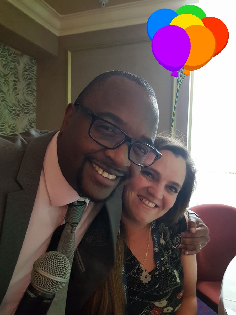 Thanks <a href="/alexgranger/">Dr. Alex Granger ThinkShifter</a> for my birthday song at <a href="/SAPayroll/">SA Payroll</a> conference #sapaconference2017