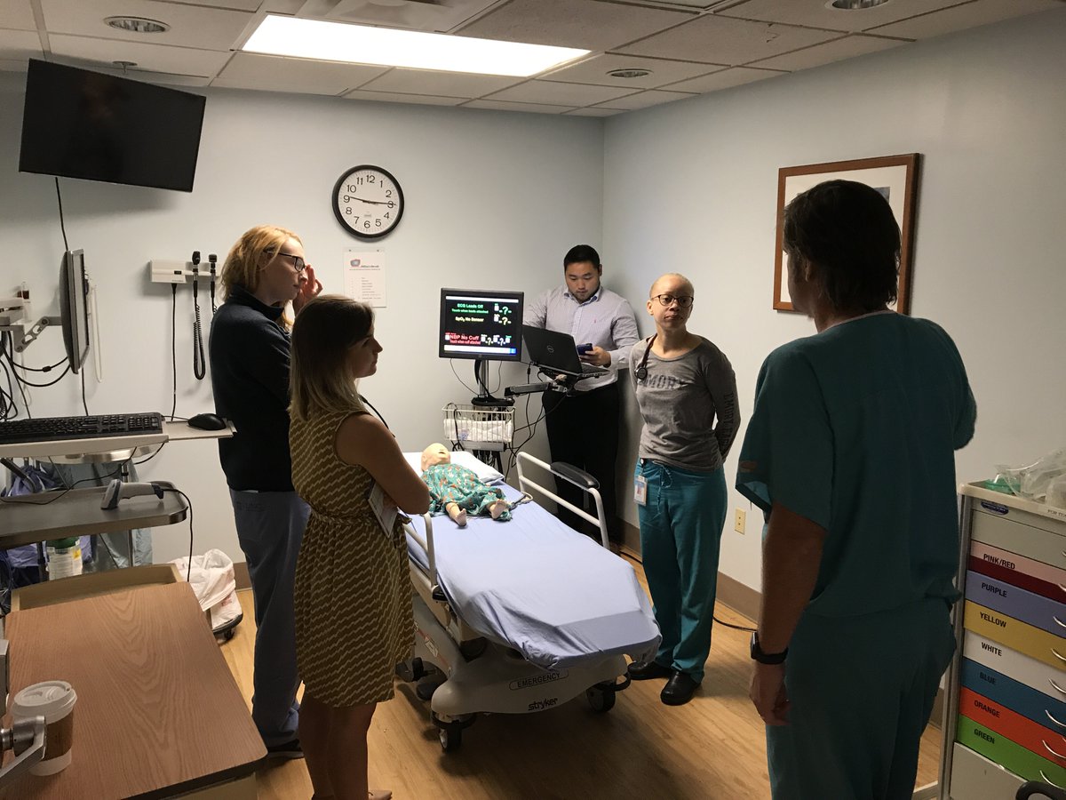 UNCsim's tweet image. Child screened positive for #CodeSepsis on arrival at #PedsED. Great huddle before seeing the patient. #UNCsim @uncchildrens @UNCEM