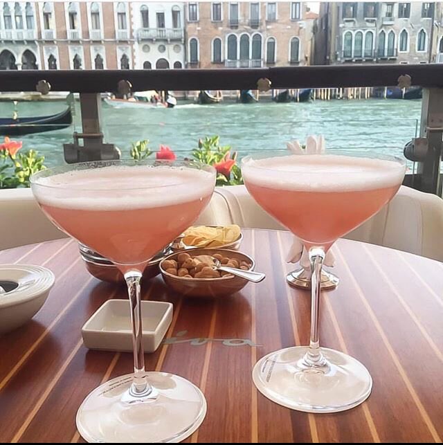 Hey Dolls! How are my babes? So..we are going wait till next week for a Fall edition of #spreadstyle 💕Enjoy the warm weather while u can😘💕