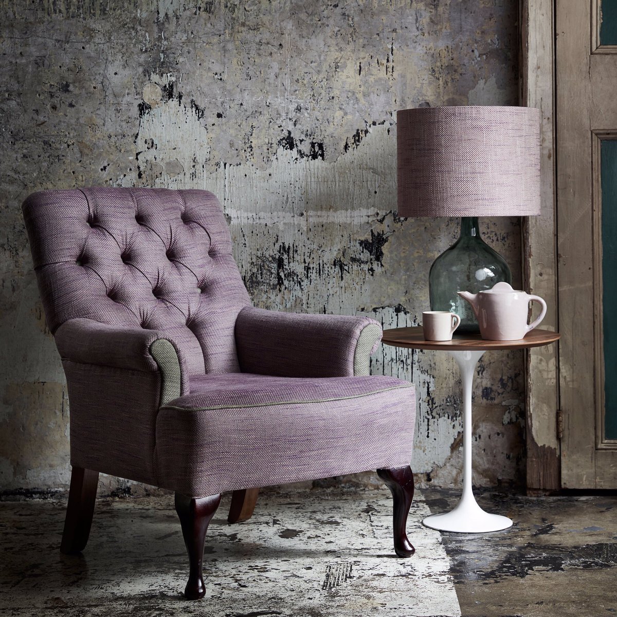 Introducing Perth Violet (#armchair), Perth Moss (accents on armchair) and Perth Mauve (#lampshade)…
bit.ly/2x5aJlW
#madeinbritain