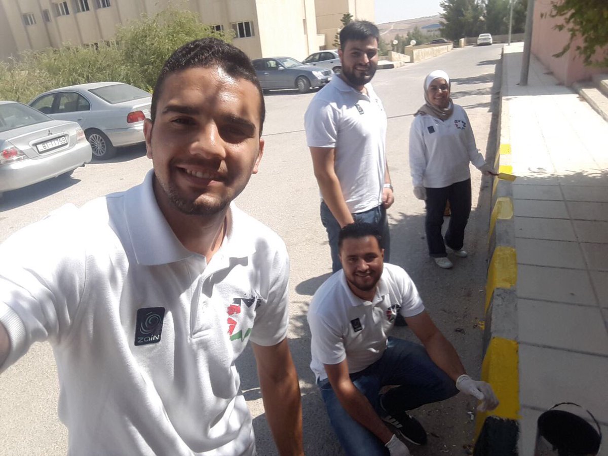 zainyouthjo's tweet photo. ضمن أعمال فريقنا التطوعية داخل جامعة مؤته في الكرك #الكرك #أربد #عمان #الزرقا�� #زين_الشباب https://t.co/oVrkB91PTc
