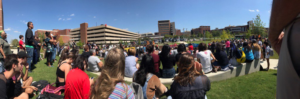 robynhyden's tweet photo. Great crowd of students at UAB today to stand up for DACA students and workers - our neighbors. #aldacastrong https://t.co/TPNArcHFZ2