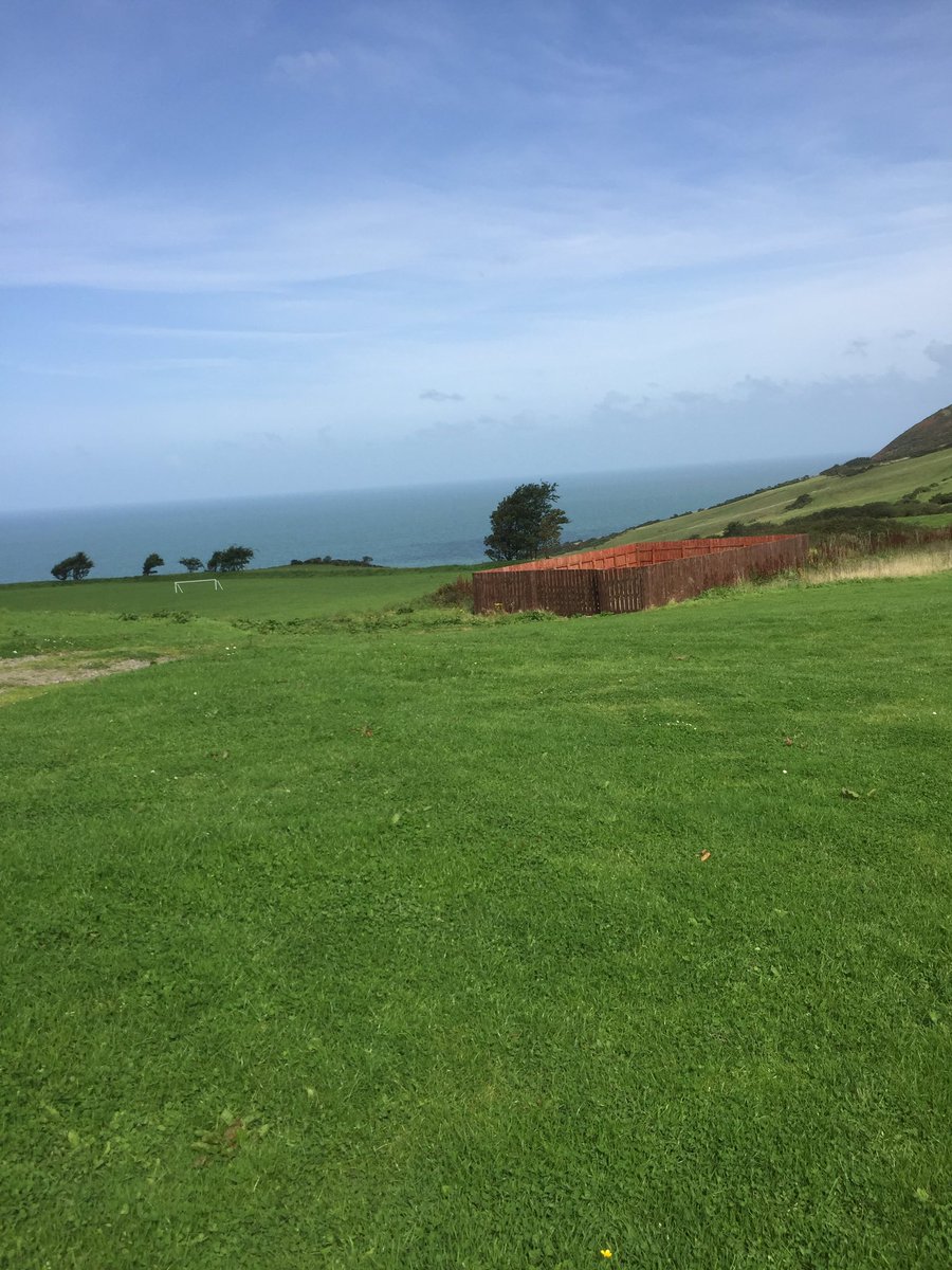 WiliamEDJenkins's tweet photo. #cwrspreswyl2017 wedi dod i ben @YsgolHR @llangrannog1932 #swogs #prifddisgyblion17 https://t.co/Dhg9YGtuQv