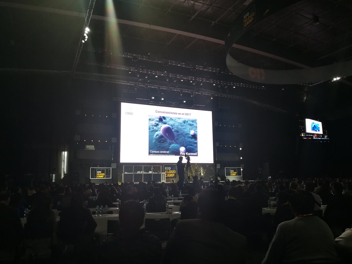 DriverAngel_'s tweet image. Learning about #NewTech #ArtificialIntelligence #KIOKloudcamp