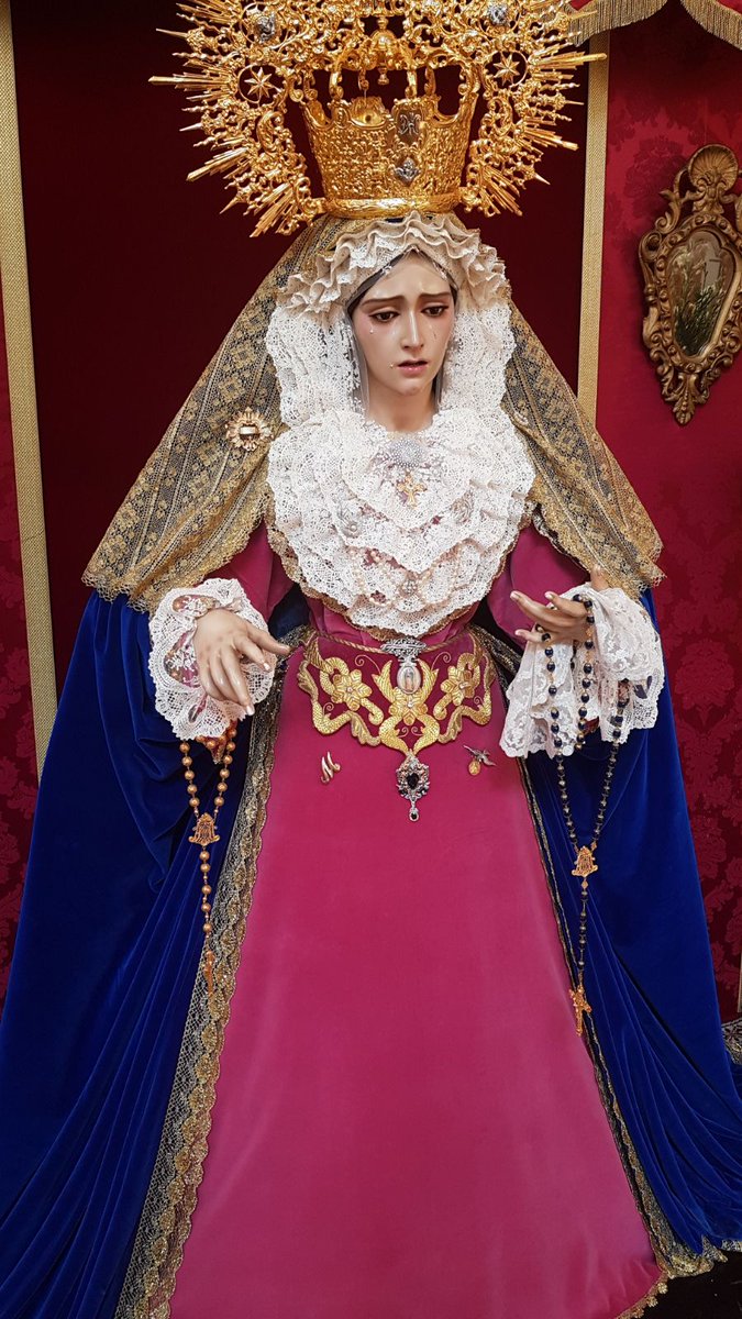 Nuestra Titular ataviada de Reina para su festividad que celebramos hoy. Por Alicia Vallejo.

🔶 Besamanos 18h a 20h
🔶 Función principal 20h