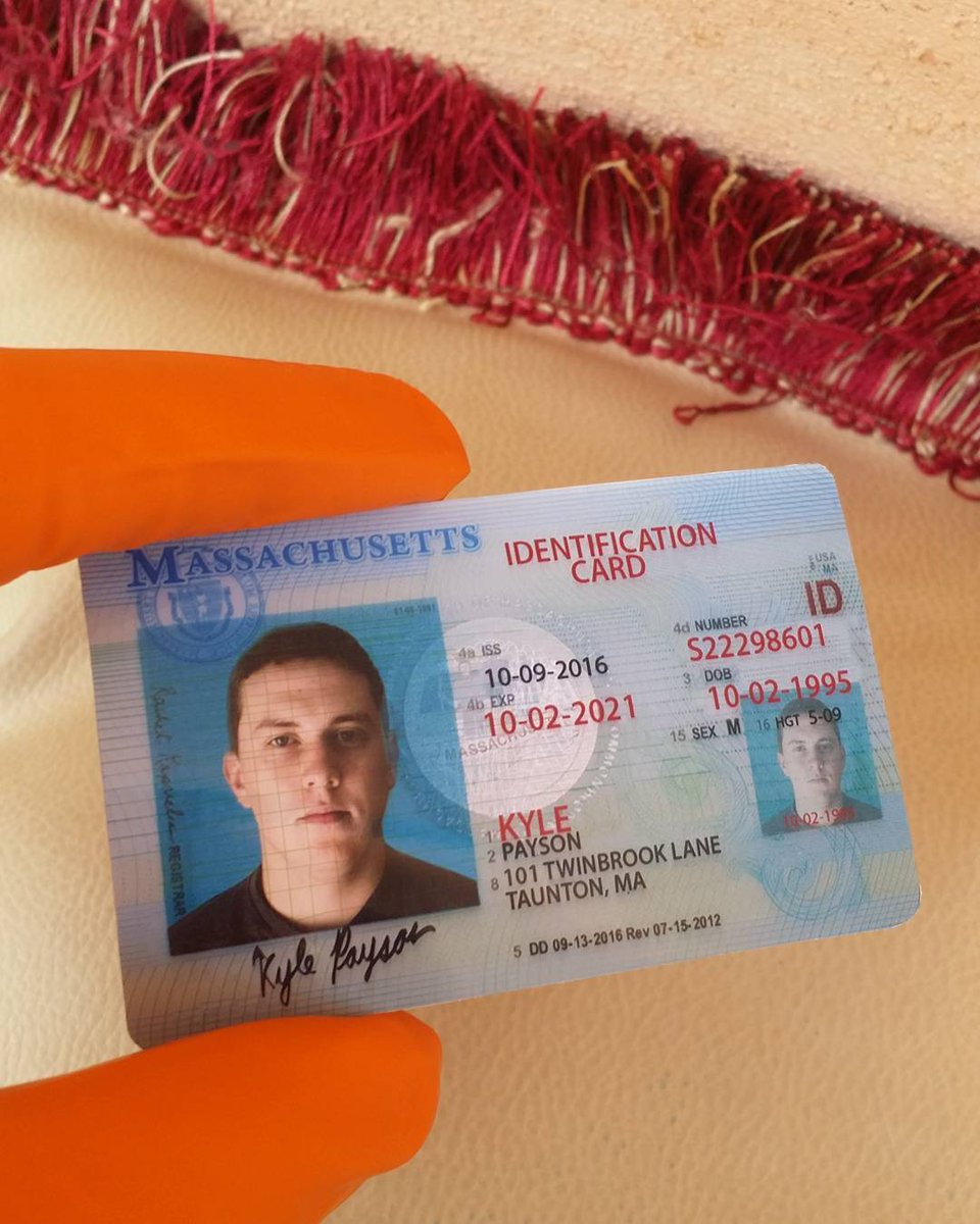 FrancisLens's tweet photo. I will like to inform the public that our company  has experience in the production of real passports, I. D and many other certificates https://t.co/UFp9nMVm26