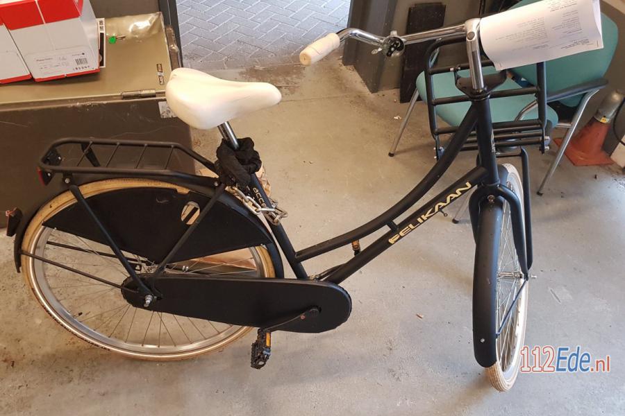 🚨 Dief ruilt fietsen om in kelderbox Bennekom 112.press/PlB4wk #Bennekom #112Nieuws https://t.co/CS9o3HW9iv