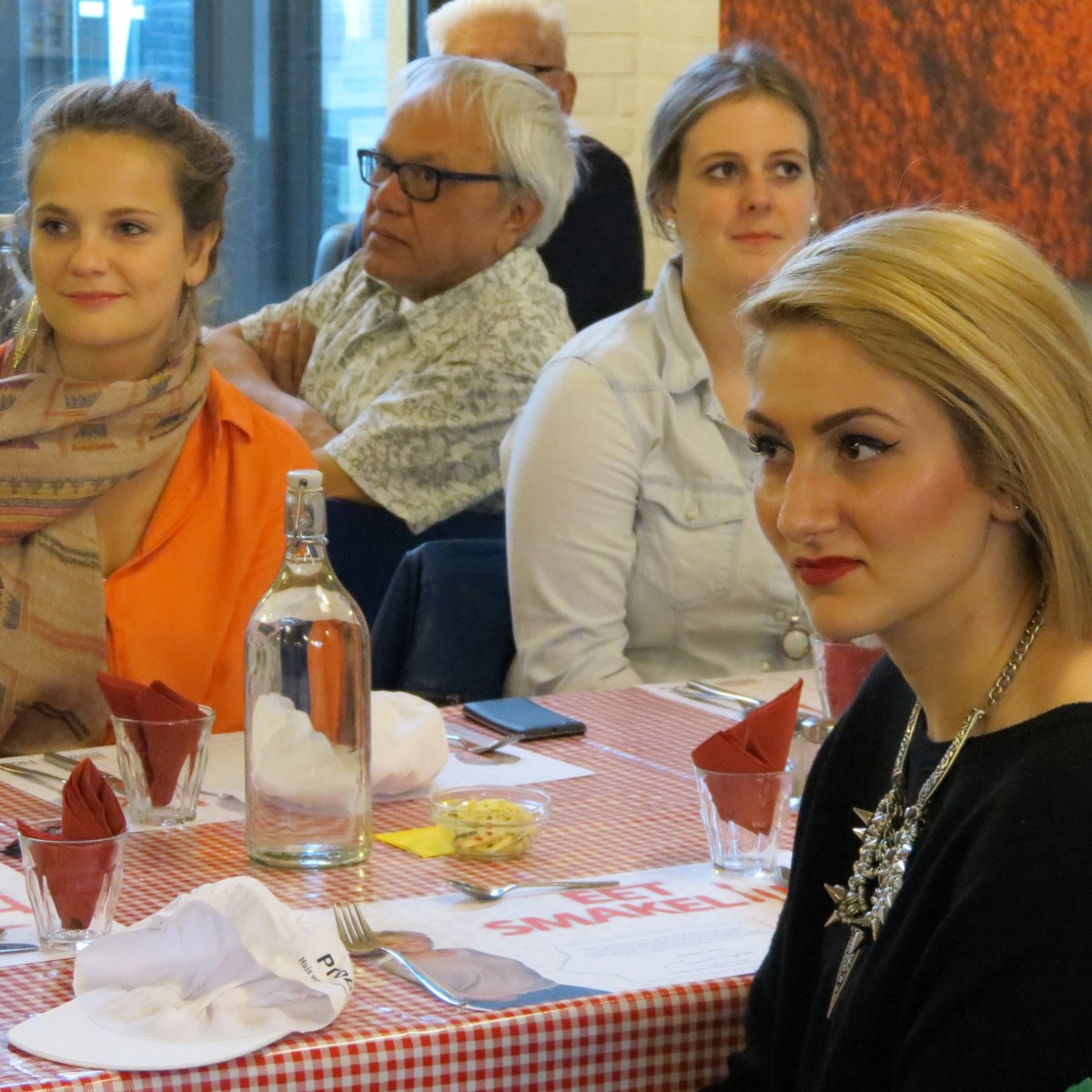 Week tegen #Voedselverspilling tot za 9 september bij <a href="/RestoTilburg/">VanHarte Tilburg</a>. Heerlijk driegangendiner van overschot. www.resto-013