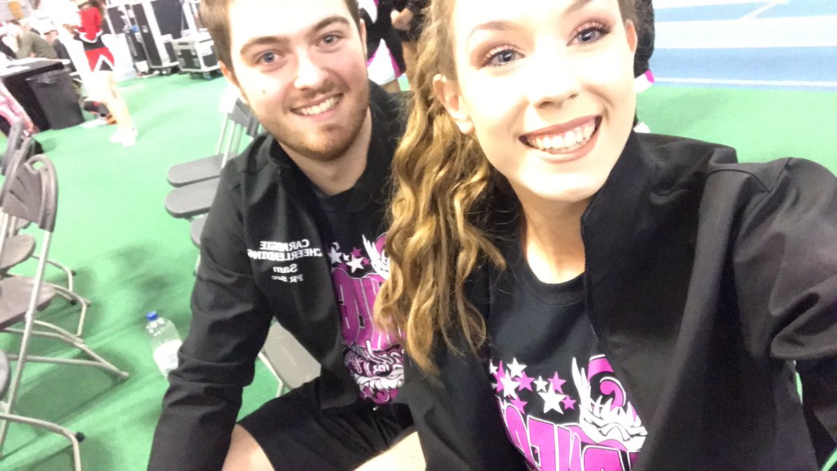 BubaCollins's tweet photo. Want to have the best time with the best people? Join @CarnegieAviator this year and meet friends for life 💜 #BeBeckett #DoItForTats https://t.co/8IngR5gf85
