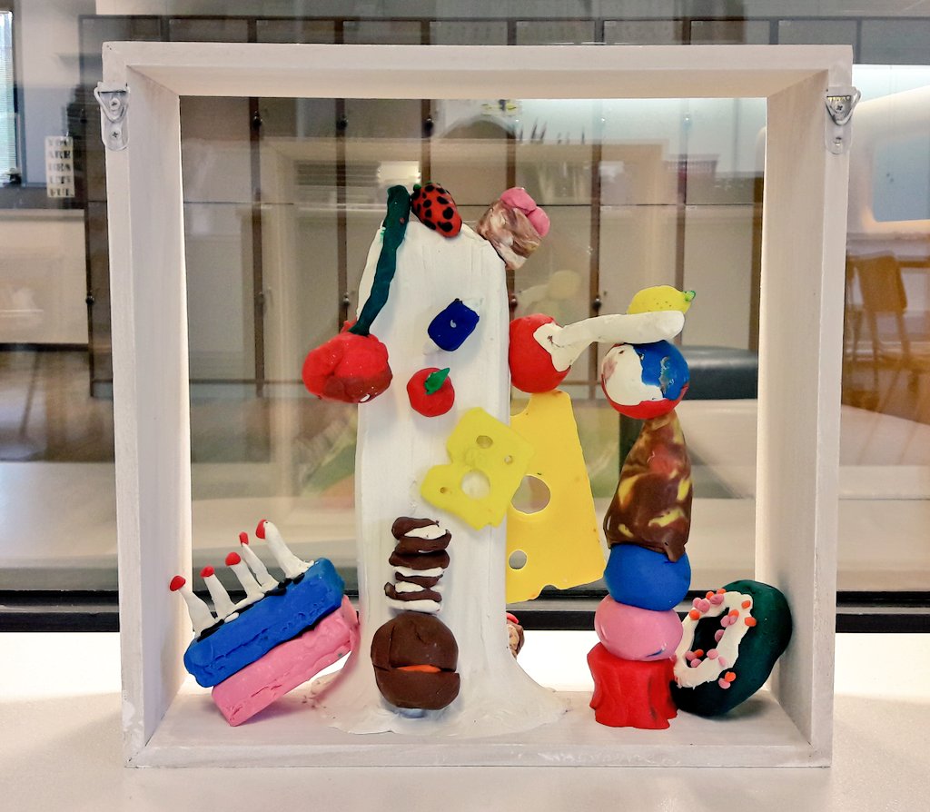 ISB_Arttease's tweet photo. There Are Always Two or Three or Four Sides to Every Story #food #stilllifecomposition #MSCommunityDay #MSlearns #ISBcelebrates #ISBartists https://t.co/RTS1YA2n1E