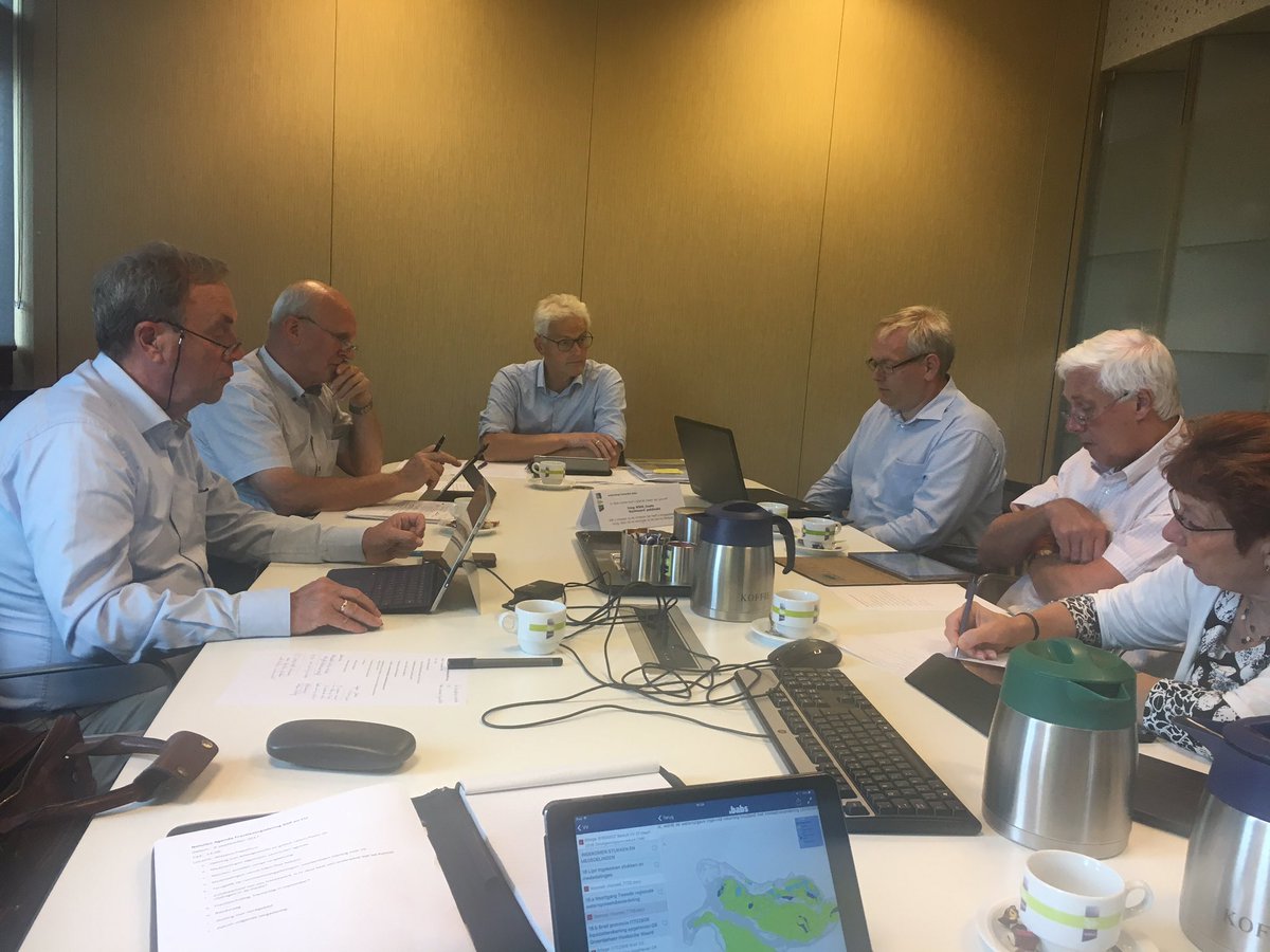 Fractie #SGP&amp;CU is weer gestart met beoordeling stukken voor de commissievergaderingen.