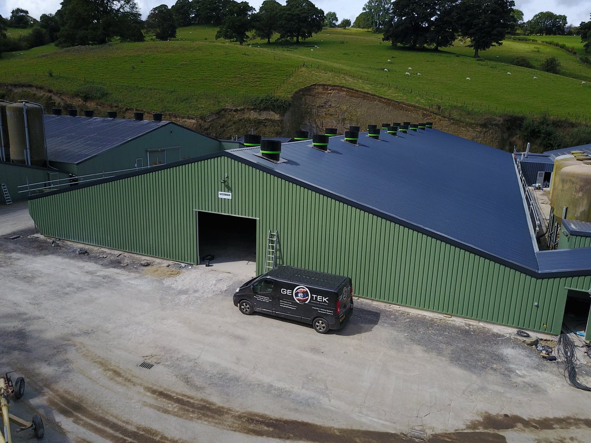 jfmckennaltd's tweet photo. Work is coming along nicely on this new broiler #poultry project in the UK @GeotekHeating @ConnopConcrete @RMWElec https://t.co/6H9ur9cYAq https://t.co/dExsGvP0eV