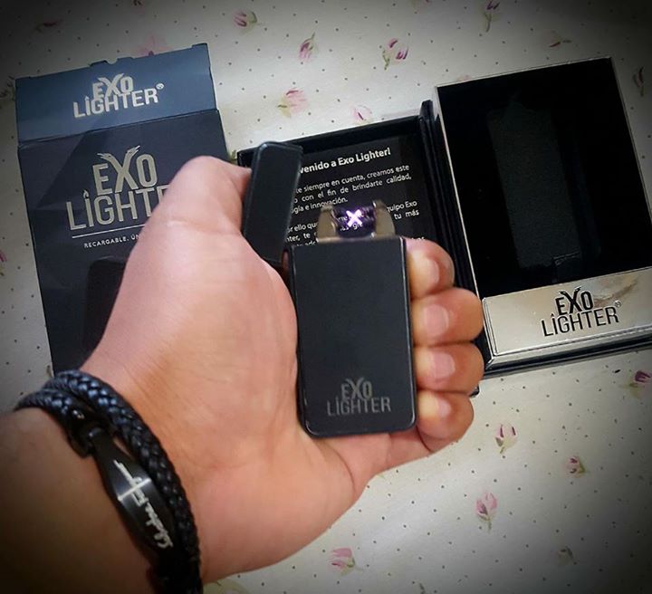 lighterz_shop's tweet photo. Excelente mi encendedor Exo Lighter! La mejor calidad & super el ... #usblighter #eternitylighters #arclighter https://t.co/e89Ue0g6Y0