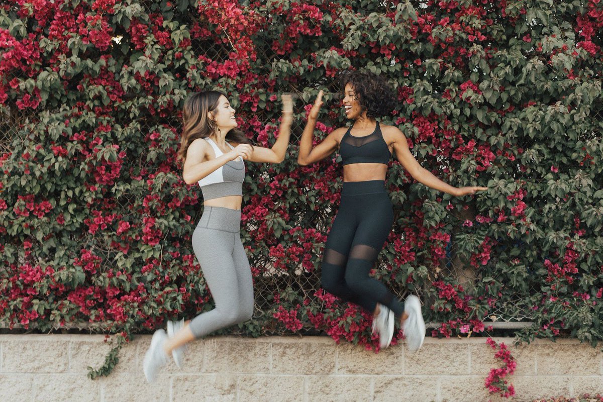 MondayActive's tweet image. No better feeling than crushing life with your best friend.  🙌  #MondayActive