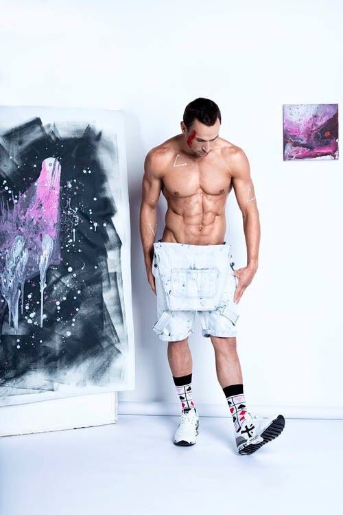 gradingraad's tweet image. Have a look at our sexy socks  lookbook
gradingraad.ru/gradbook
#socks #lookbook #russiansocks #russianmodel #hunk #MuscleDaddy