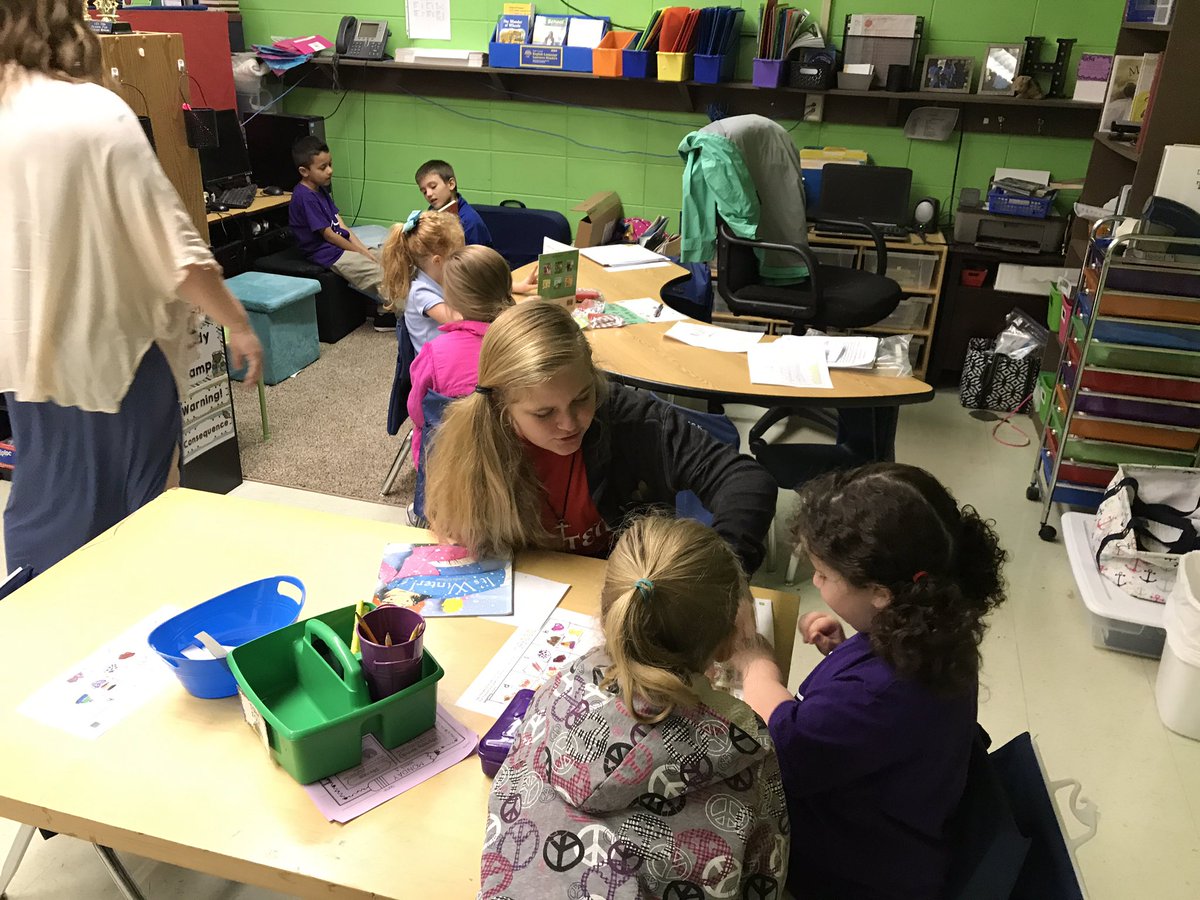 CESTigerTeam's tweet photo. National Read a Book Day at CES #PositiveContagiousEnergy. Our older students read to younger students. #1healthyfamily https://t.co/a8AnuT6I68