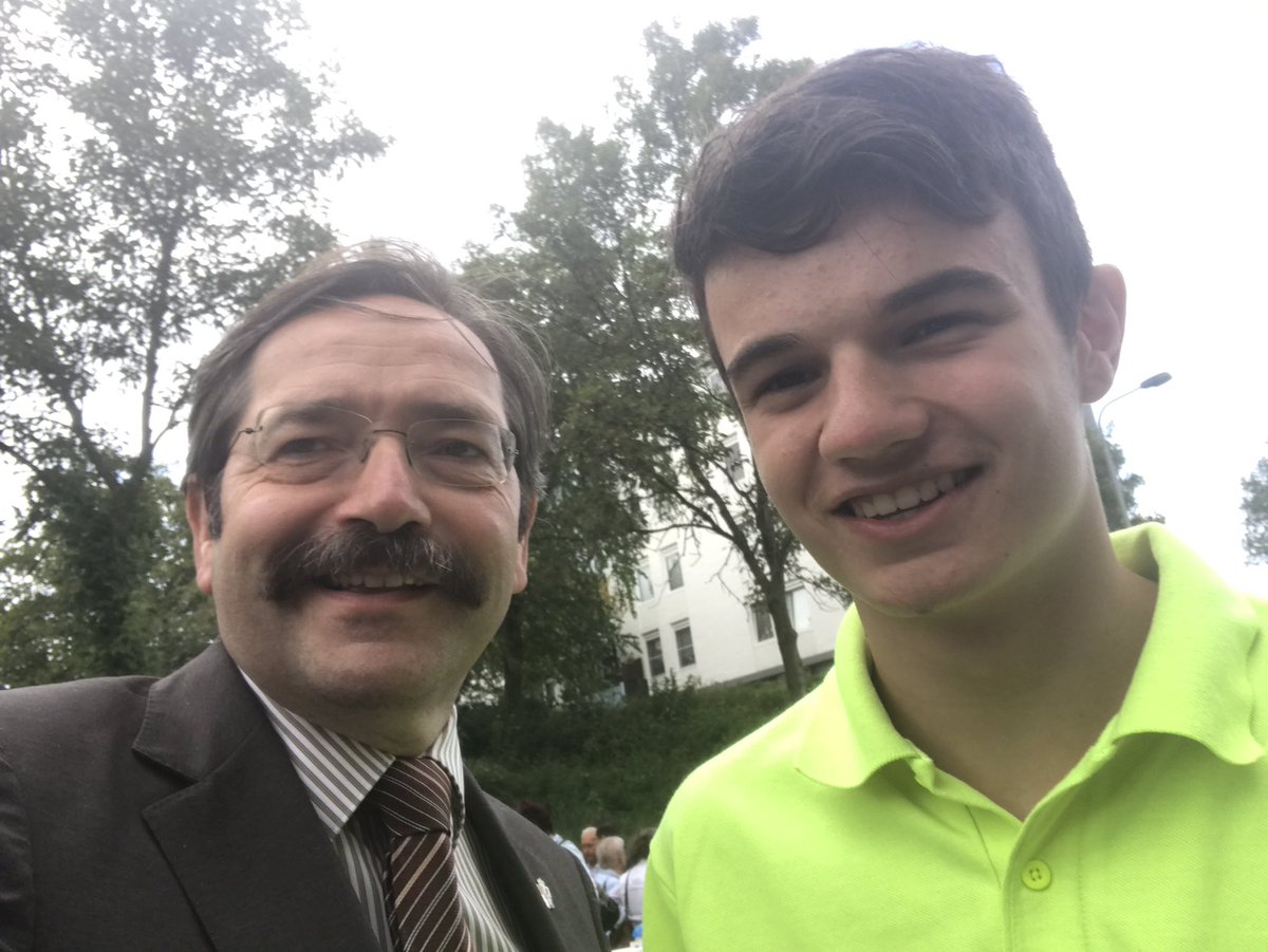 TheoBovens's tweet photo. Jeugdbestuurder Waterschap Limburg, de 16 jarige Hidde Bos uit Sevenum, heeft goede #tips4theo bgv opening huisvesting @WLomgeving Roermond https://t.co/fva4SZ0Arr