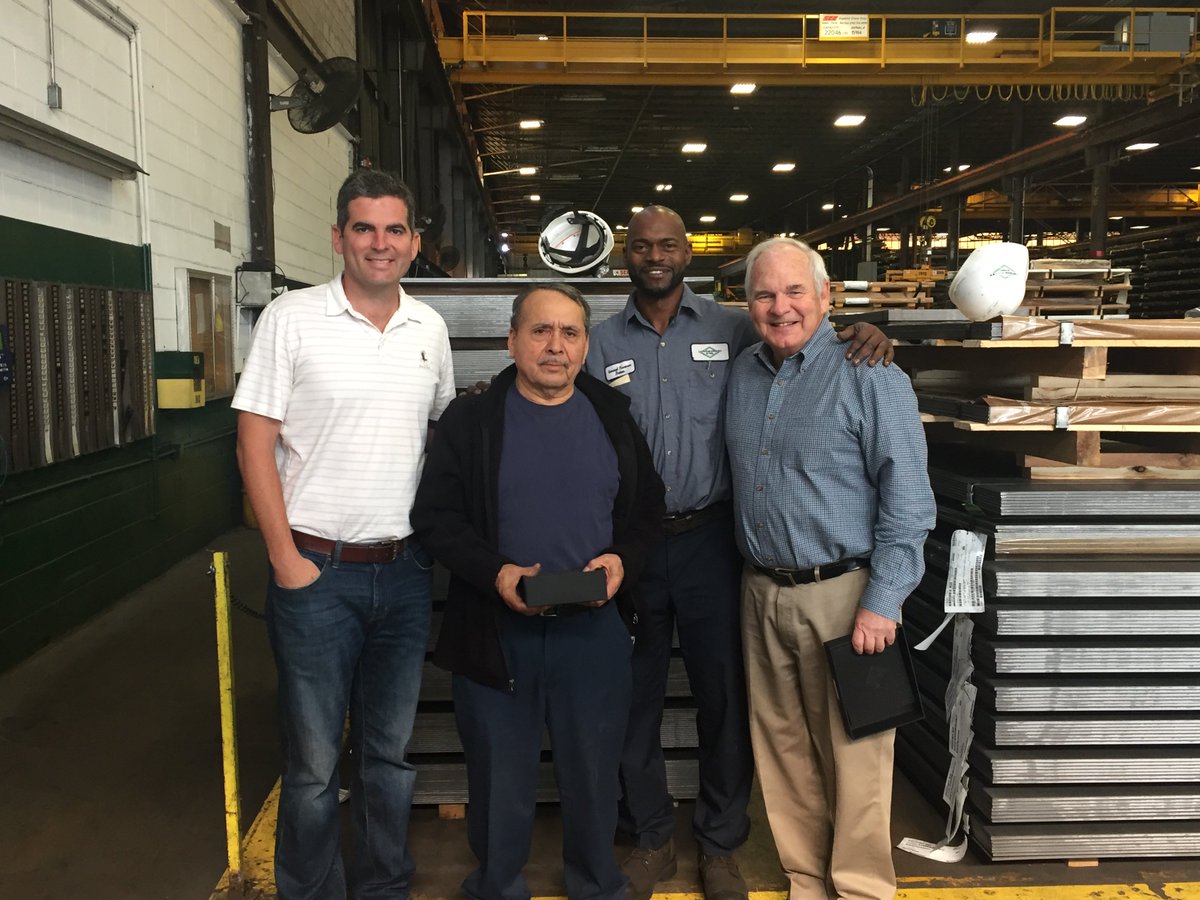 LaphamHickey's tweet photo. Thank you Nicolas Leon for your 21 years of service. Happy retirement! https://t.co/YFI1WnBEC1