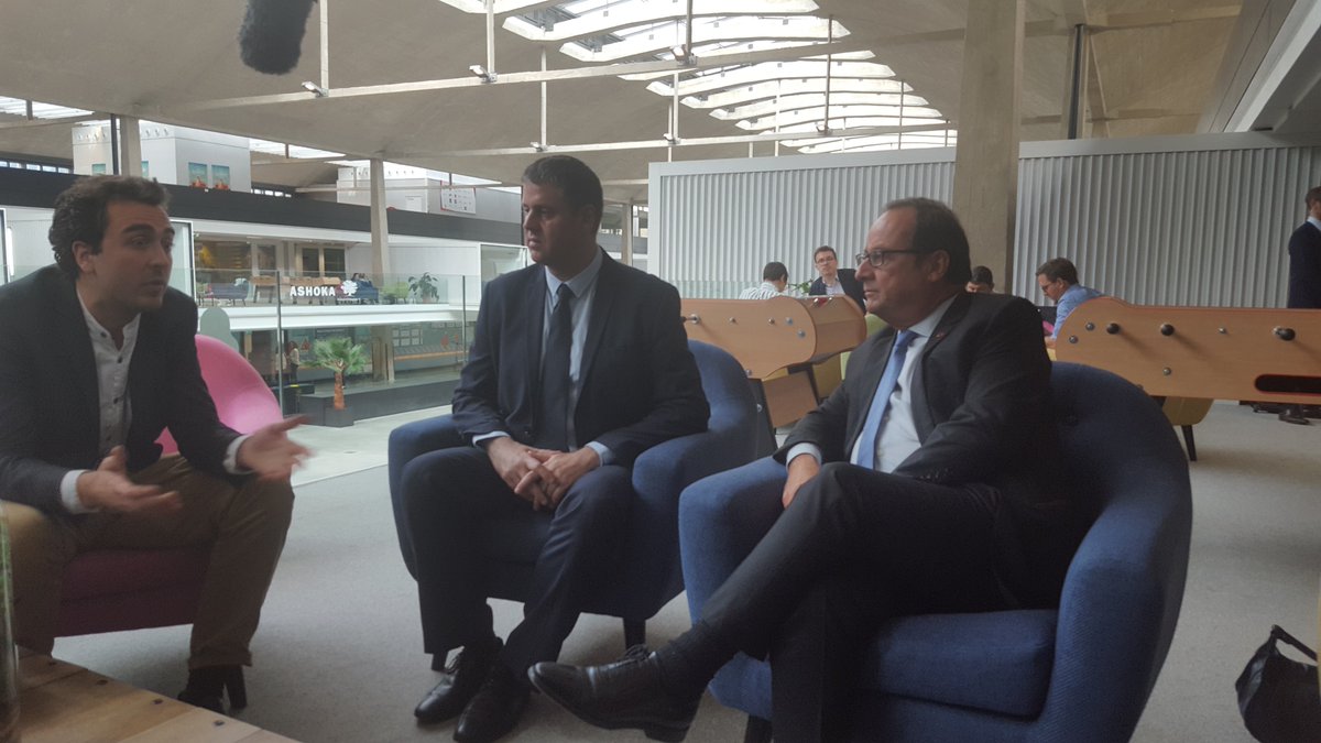 Hypra_'s tweet photo. Rencontre à la @StationF avec @fhollande, Président @LaFrancesengage, sensible au travail d'@Hypra_ pour réduire la #fracturenumérique. https://t.co/XLx6bjsuBJ