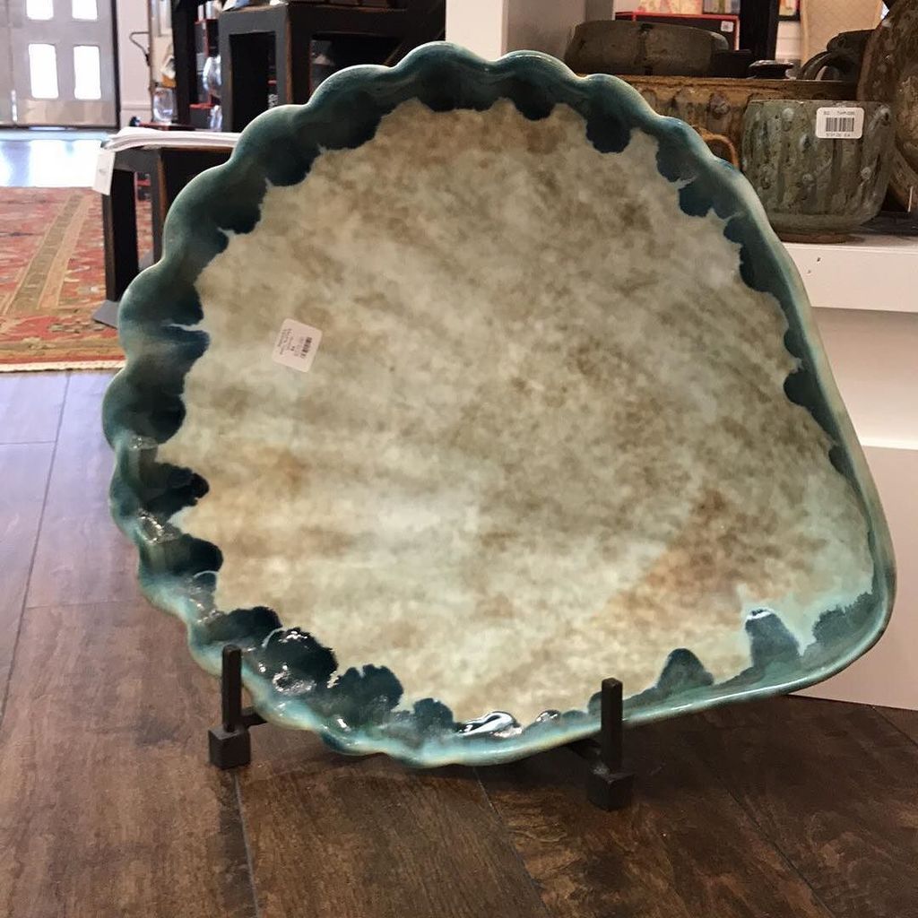 BabcockGifts's tweet photo. #McCartyPottery will be here tomorrow! #shoplaurelwood #shop901 #giftshop #giftideas #bridalregistry https://t.co/ufJjIDhD7I https://t.co/VY7THo1wPb