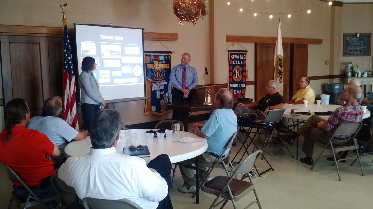 We thank both @BVUPres and Lori Berglund for coming to Tuesday's meeting and sharing info on career development at <a href="/BuenaVistaUniv/">Buena Vista University</a>