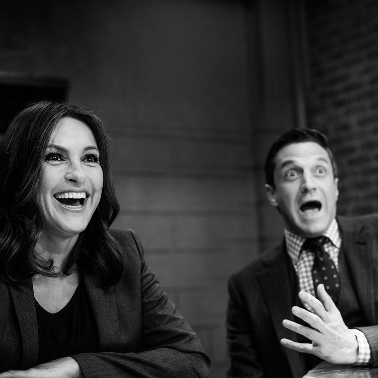 lawandordertv's tweet photo. When you remember that #SVU is coming back this month. 📸: @mariska https://t.co/GushbryQtR