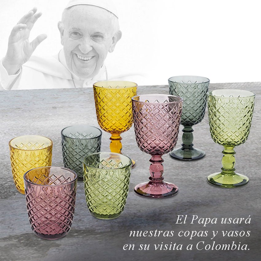 La reconocida chef Camila Garcia, eligió nuestros productos para atender al papa. <a href="/CamiBastimento/">Camila García</a> <a href="/primaveraurbana/">PRIMAVERA URBANA</a> <a href="/AmbienteGourmet/">Ambiente Gourmet</a>