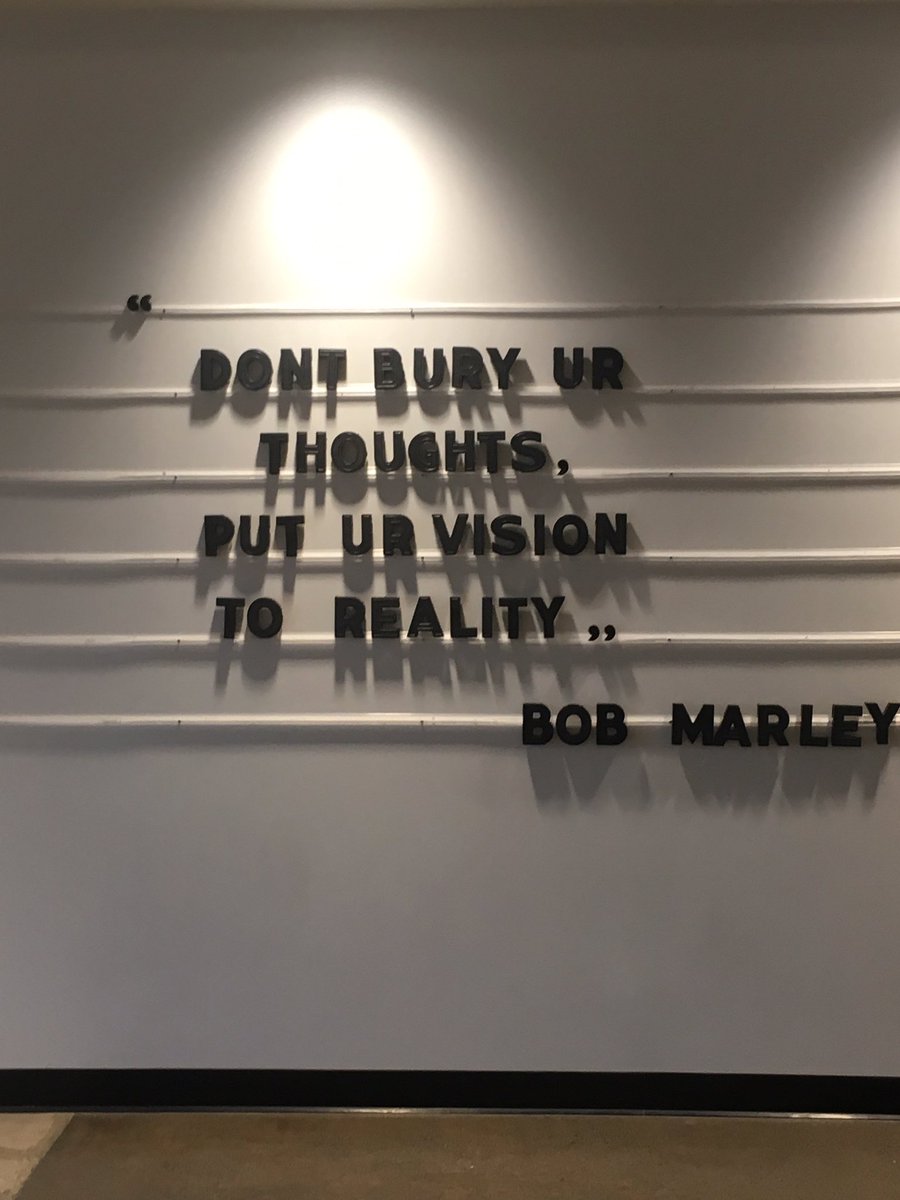 jen_gleason's tweet photo. #dontbury #bobmarley https://t.co/JbATe2N1bH