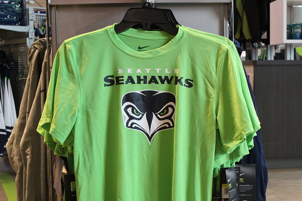 SeahawksProShop's tweet photo. Now you can get the new #Seahawks alternate logo on hoods, tees, hats and more!
In stores and online!
SHOP https://t.co/sVtJOqk1rS https://t.co/gbbjYZon8F