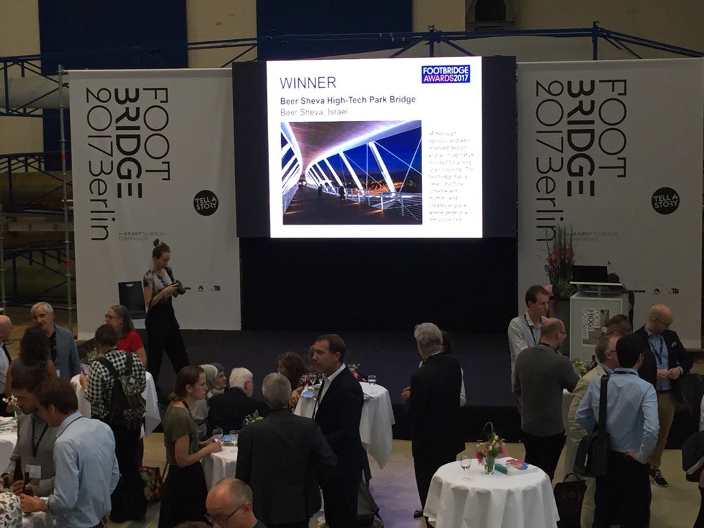 RichardFish4's tweet photo. @Foot_Bridge  2017 footbridge awards... and well deserved winner of long span category. https://t.co/1Bf2nN8pUB
