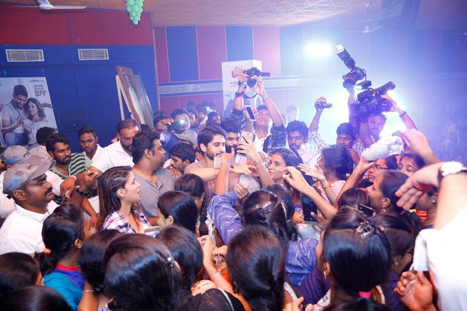 DJDlLgnVwAIkooU.jpg:small