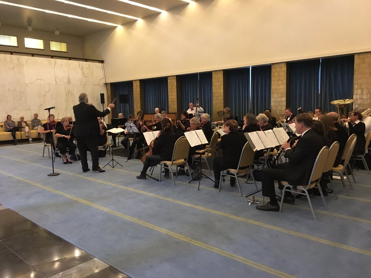 De klanken van bekende musicals vullen het raadhuis dankzij het City Orkest #dudokinconcert #dic #dudokinconcert2017