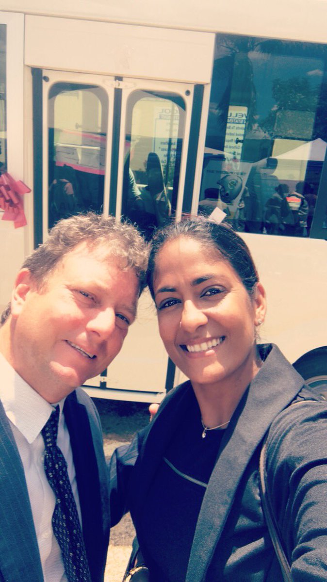 RenRickhi's tweet photo. My hard working Chairman and I posing with Newell's new Bus. Thanks to @HMEReid @floydgreenja
#webusswithabus #newellhighschool https://t.co/tE8E3sYCxJ