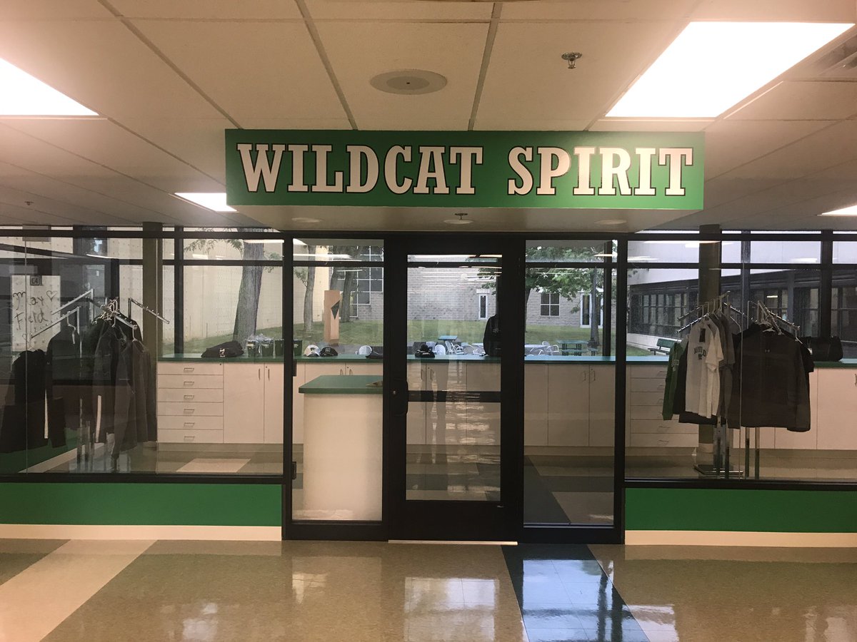WildcatMHS's tweet image. The spirit shop will be open tomorrow 10:30 AM- 1:15 PM; 5 PM -6:30 PM and Friday 8 AM - 1:00 PM; 4:00 PM - 6:30 PM