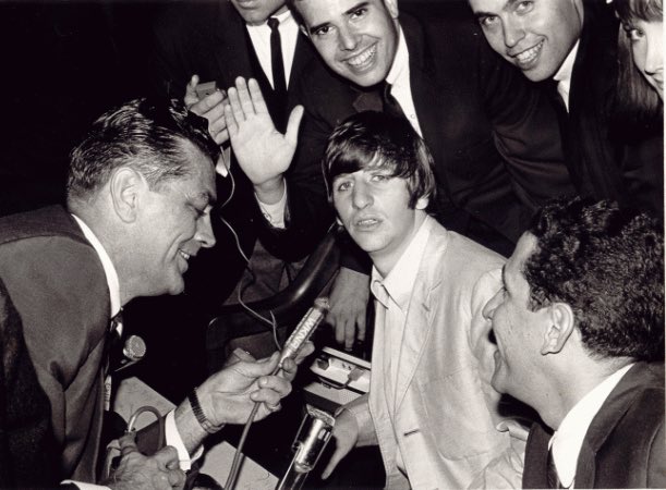 friseuringo's tweet photo. #TheBeatles in Detroit,#6Septemper 1864. 
Press conference at Olympia Stadium &amp; interview from the local radio station WKNR. https://t.co/ju85p3dmqH