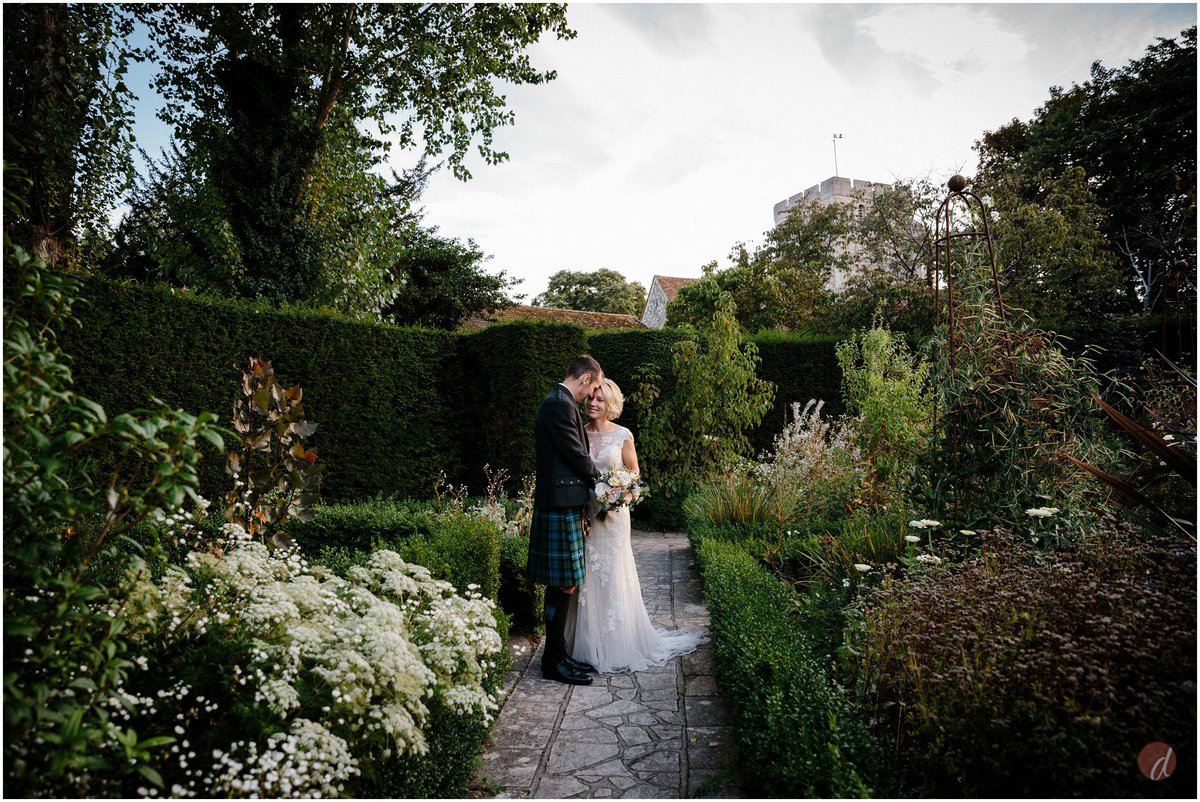 DavidBurkePhoto's tweet photo. Just finished processing this amazing wedding! Loved shooting at @Salut_Sandwich - great help from @YourWedYourWay on the day! #kentweddings https://t.co/Qp92NQwzkZ