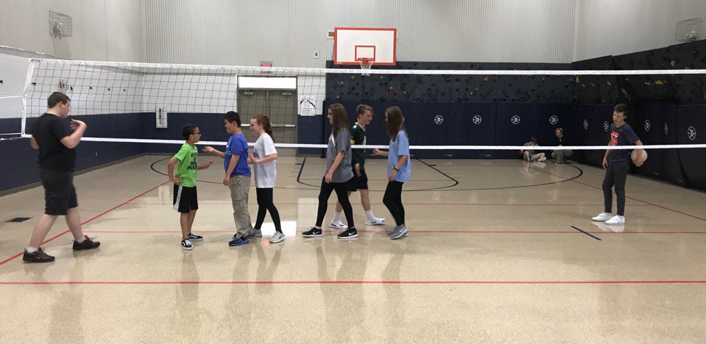 RMSCook's tweet photo. Ravens Partners PE handshake line #sportsmanship #bettertogether @RiceMsNipper @RiceMSRavens https://t.co/l5t8IPwOOx