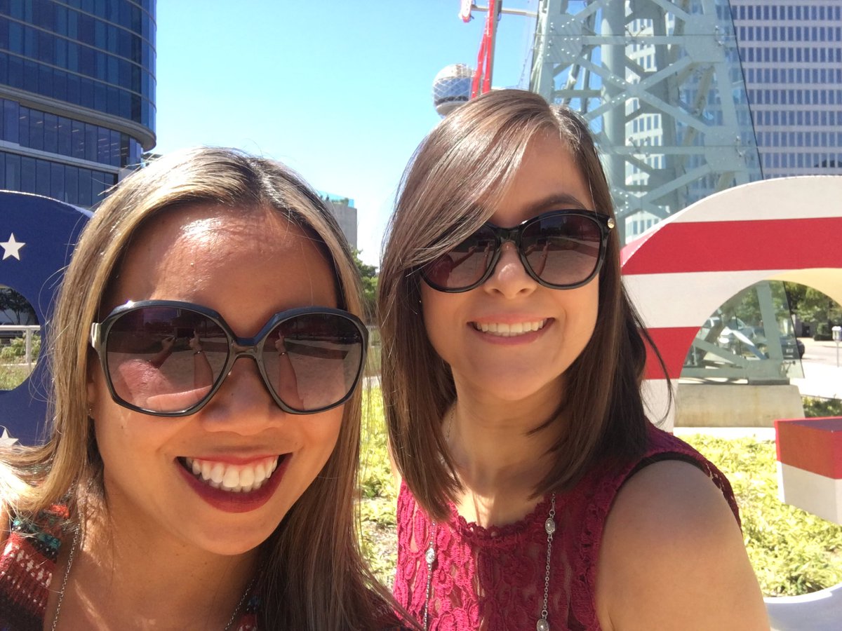 ChristineW08's tweet image. Great seeing my @WFMY #2the Rescue #zumba #sushi sister in Dallas today @Kayla_Colin #teamTEGNA #TexasCares 💕🍣💜🐾🐶@LarryAudas @ShannonDCruz