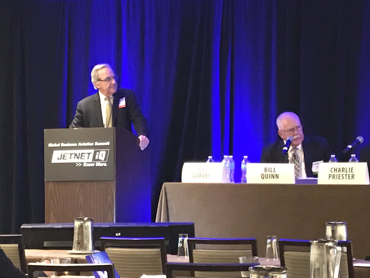 ParAvionLtd's tweet image. Bill Garvey moderates a fireside chat with legends of bizav @JETNETLLC IQ2017. #jetnetiq #legendsofaviation #BizAvWorks #falconlady