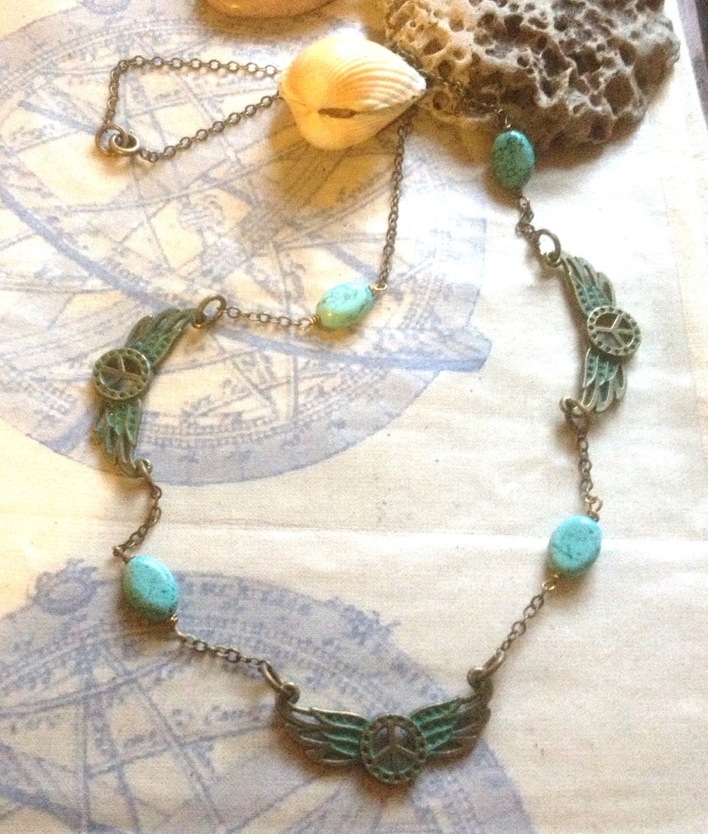 pinkyandrexa's tweet photo. Wings of Peace #Steampunk #necklace with #urquoise Magnesite and Oxidised Brass https://t.co/oPUbFxZuJG Nylissa via @Etsy #HandmadeHour https://t.co/eDnpemO7jk